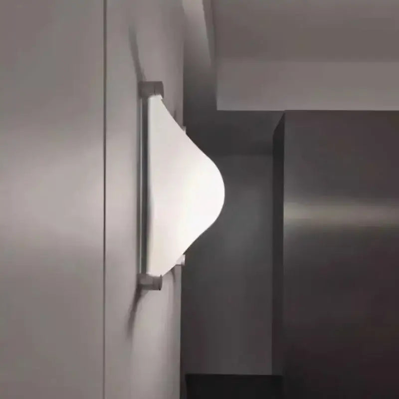 أباليك حائط بتصميم البولا من الكروم والزجاج بتصميم عصري مصابيح غرفة نوم