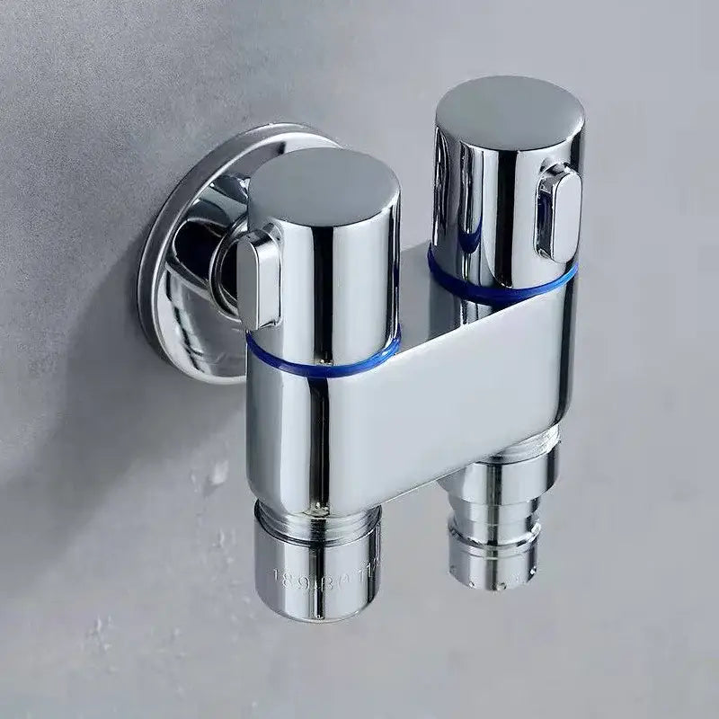 طقم خلاط بيديه كروم حديث بلمسات زرقاء للحمام