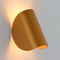 Modern curved gold wall sconce light – bedroom ambient lighting