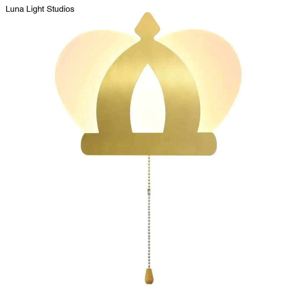Modern gold crown wall lamp bedroom light with pull chain