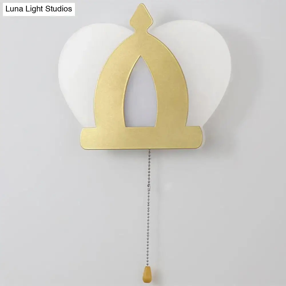 Modern gold crown wall lamp bedroom light with pull chain