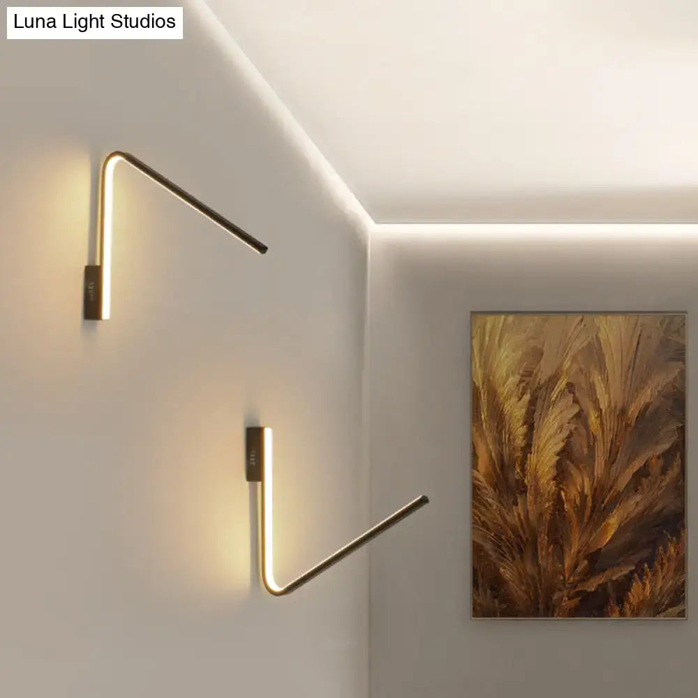 Modern gold v-shaped led sconce – corridor warm white light silica gel