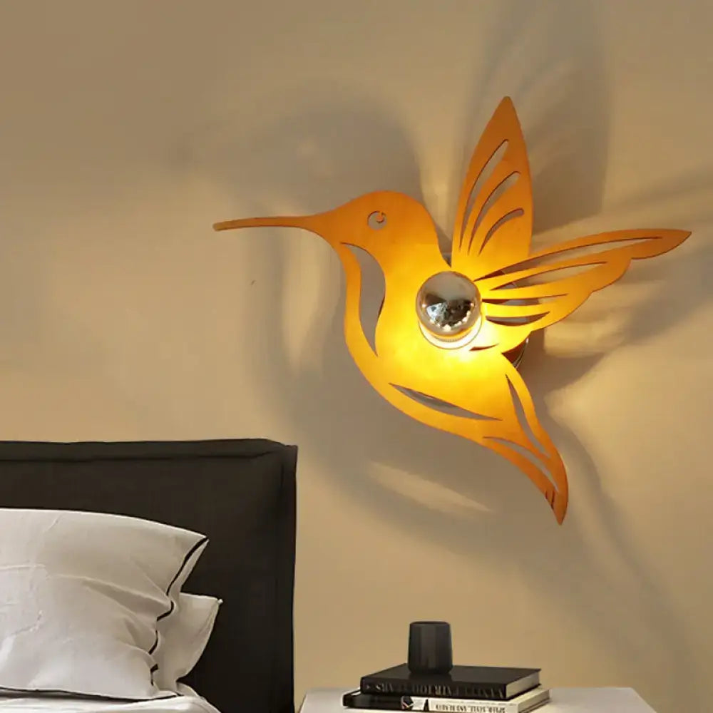Modern golden hummingbird wall sconce – bedroom bedside lamp
