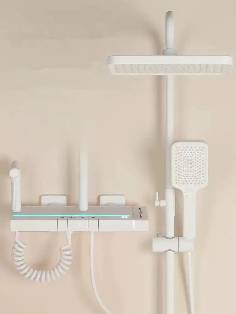 طقم صنبور دش نحاسي أسود مطفأ حديث مع شاشة LED للحمام