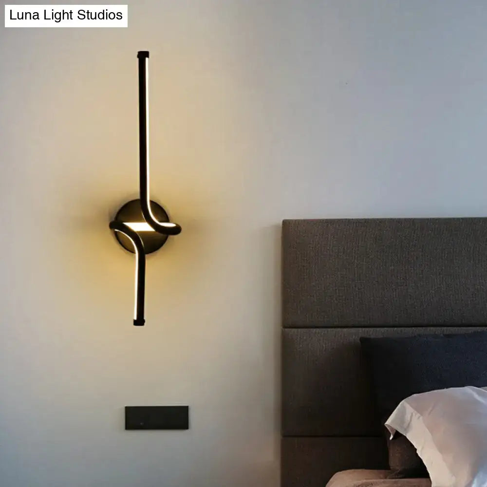 Modern minimalist metallic led wall sconce bedroom linear light