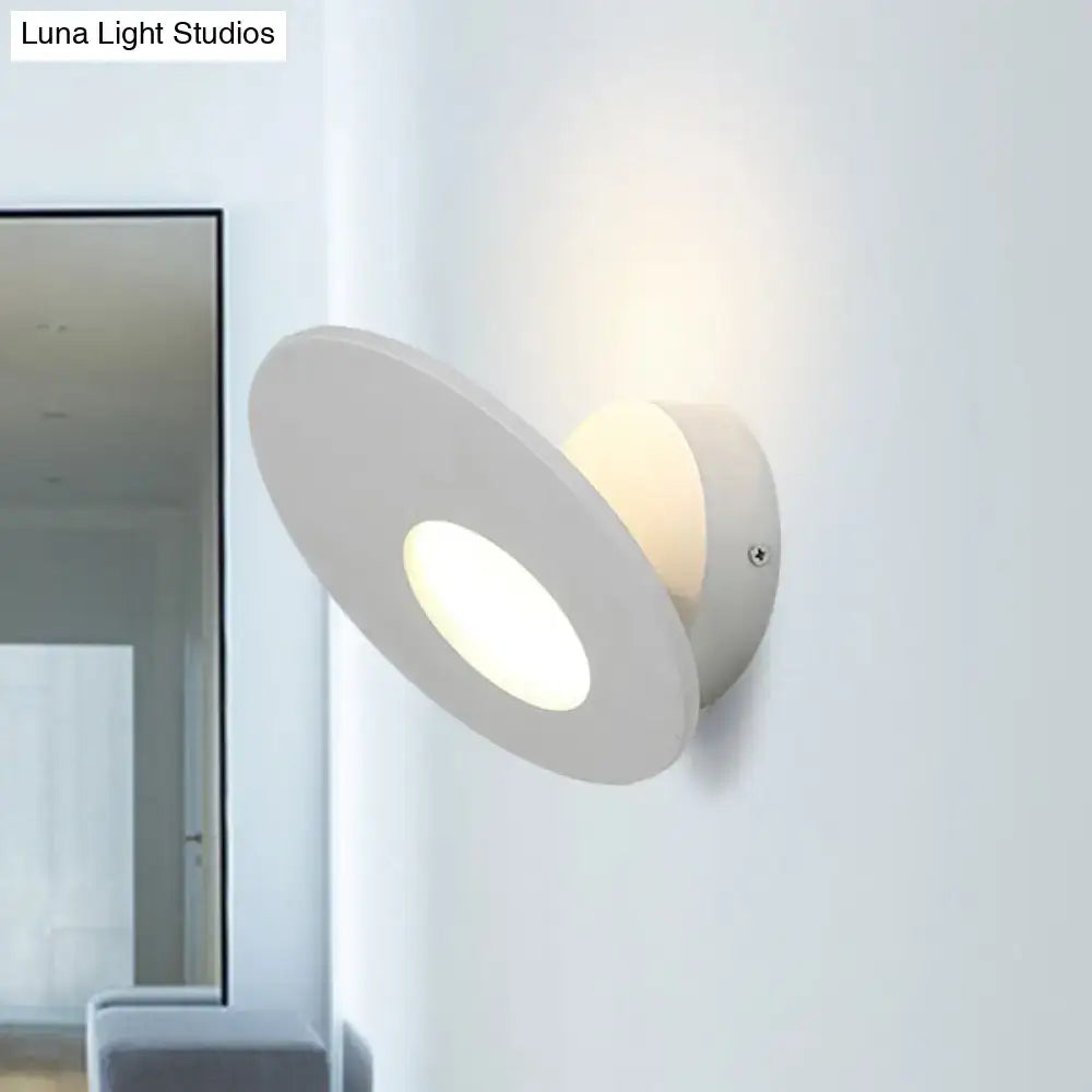 Modern round acrylic integrated led wall lamp bedroom black & white