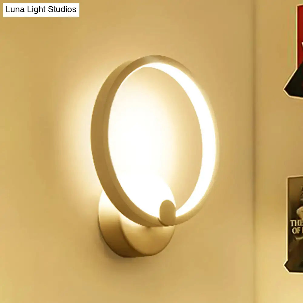Modern white curved led wall lamp bedroom light type