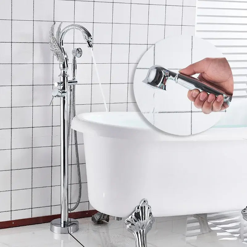 صنبور حوض استحمام ذهبي بتصميم بجعة مزخرف مع خرطوم دش للحمام