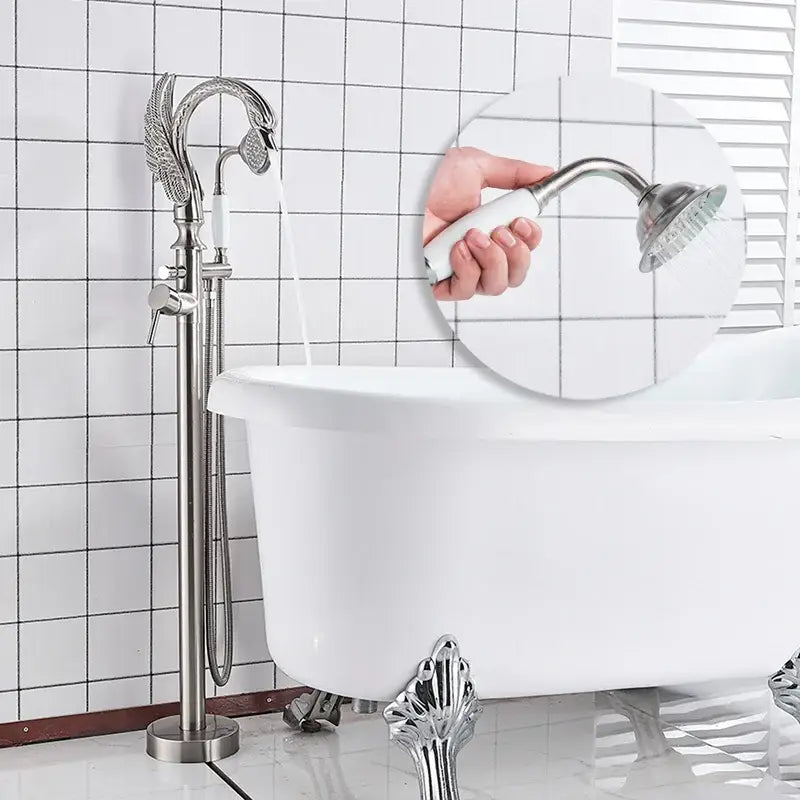 صنبور حوض استحمام ذهبي بتصميم بجعة مزخرف مع خرطوم دش للحمام