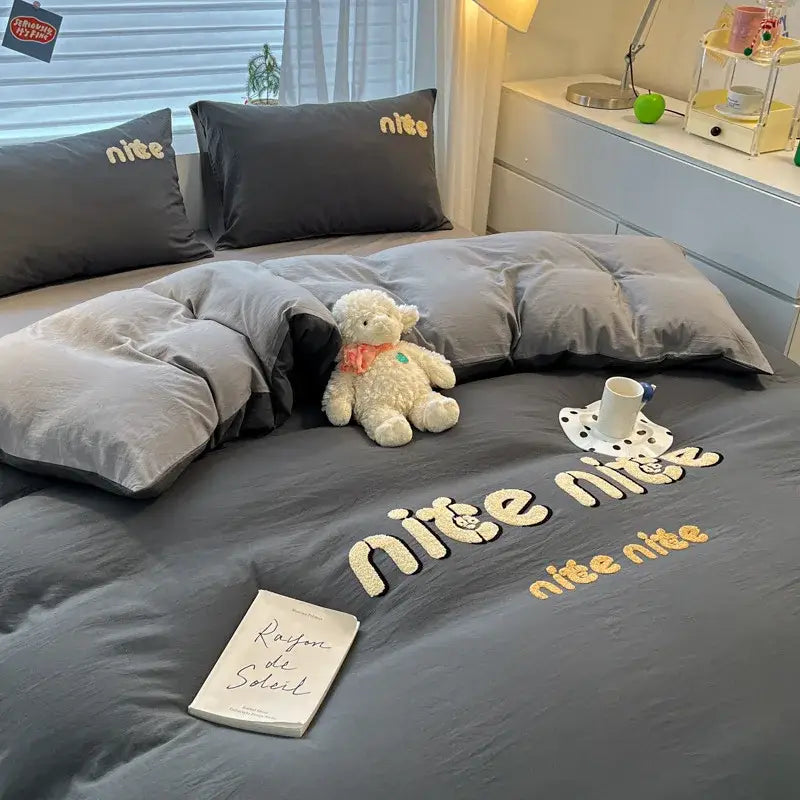 Pastel cartoon embroidered cotton bedding set for bedroom