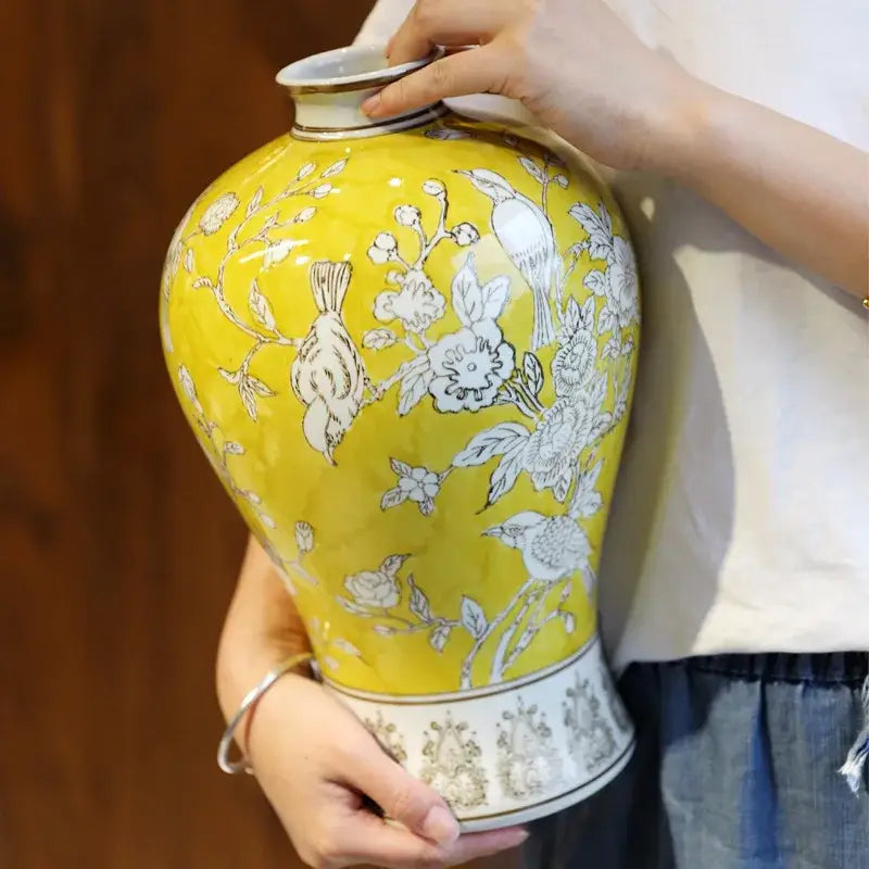 Retro yellow and white porcelain vase living room floral decor