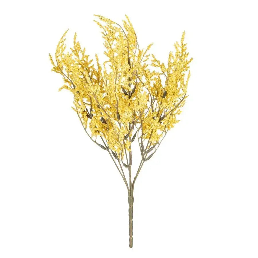 White dried baby’s breath lavender bouquet living room paper box vase