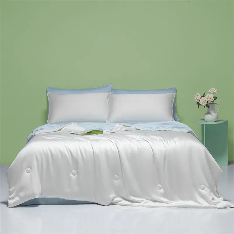 White & light blue decorbites cool feel summer quilt bedroom blanket