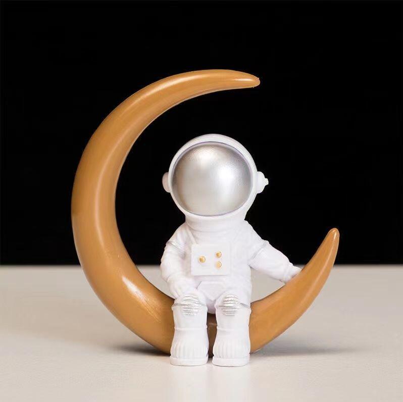 1pc Resin Astronaut Figure Statue Figurine