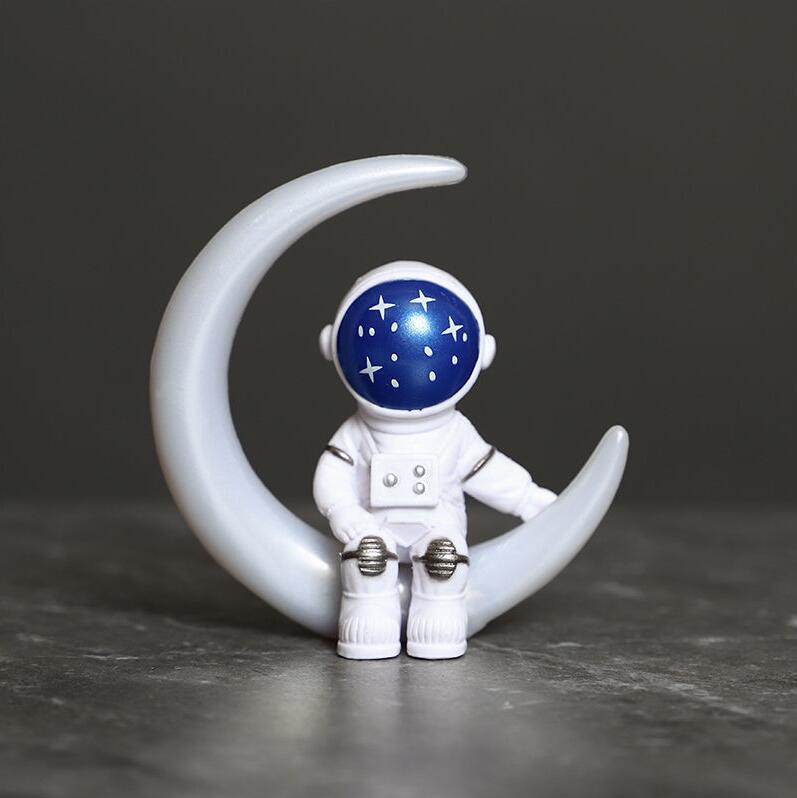1pc Resin Astronaut Figure Statue Figurine